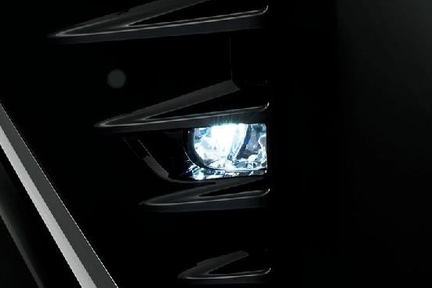 LEDフロントフォグランプ