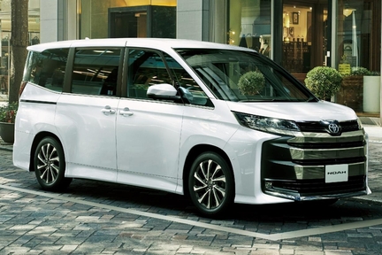 【モデル入り素材】S-Z（ハイブリッド・2WD・7人乗り）